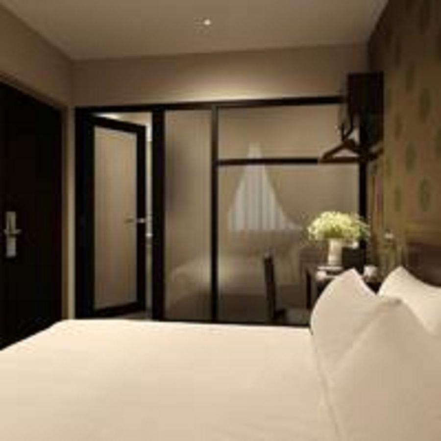 The Square Hotel Skudai Eksteriør bilde