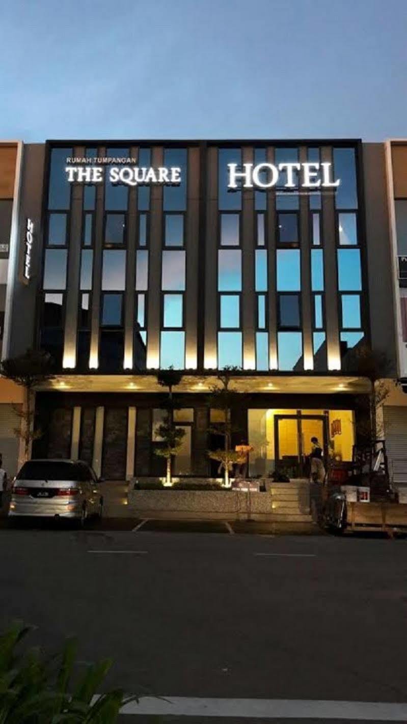 The Square Hotel Skudai Eksteriør bilde